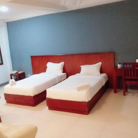 Lanmadaw Plaza Hotel China Town Rangún Exteriér fotografie